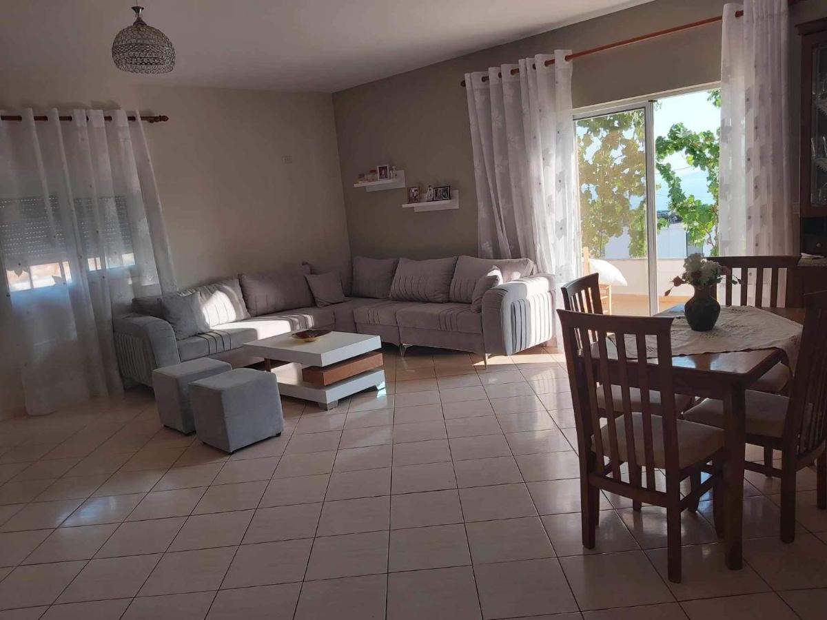 White Panorama Apartment Sarande Exterior photo